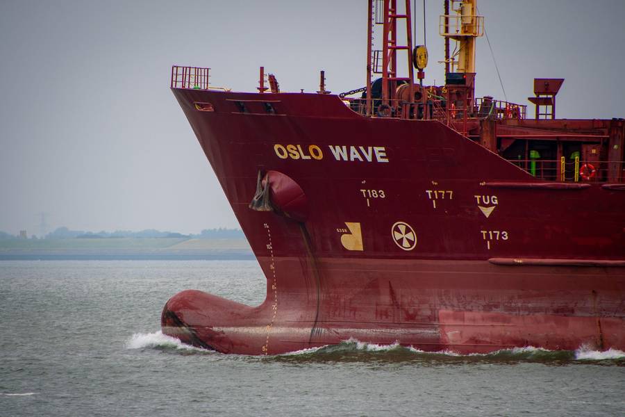 Port and maritime vessel